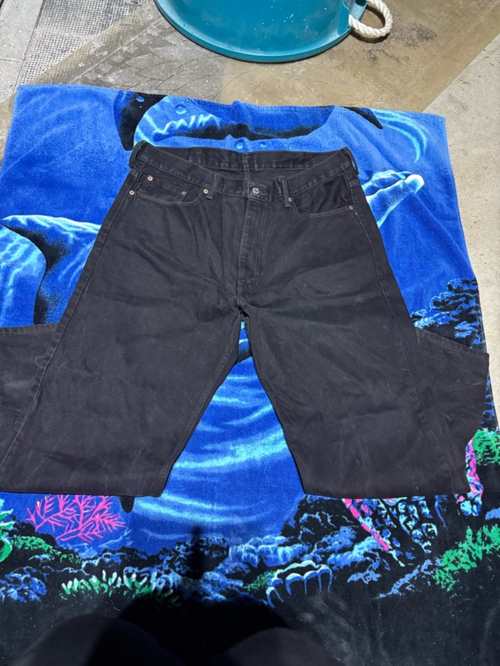 Black Levi Jeans W38 L30